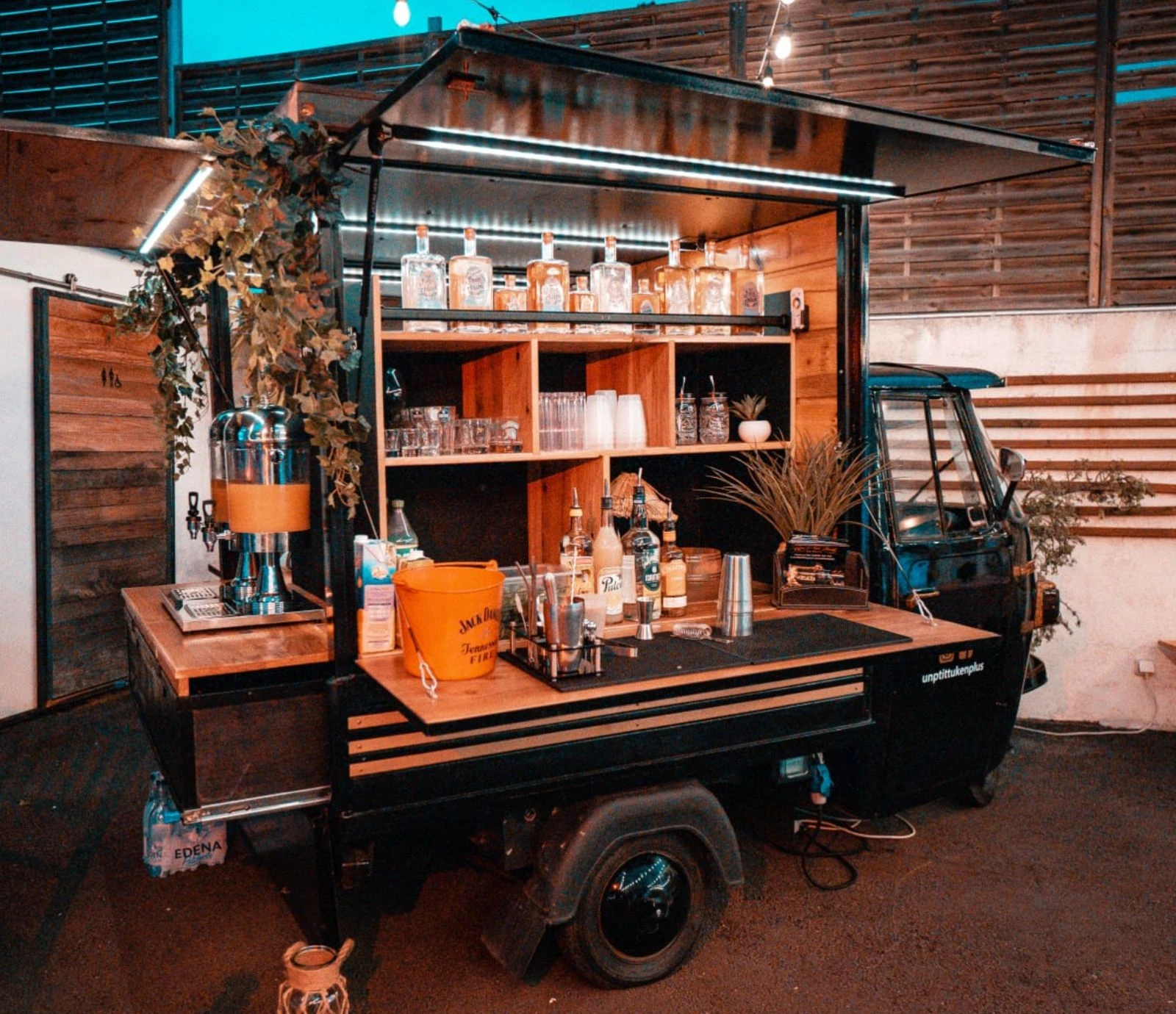 Bar Tuk-Tuk